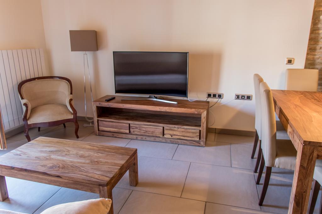 Plaza Apartamentos Binefar Ngoại thất bức ảnh